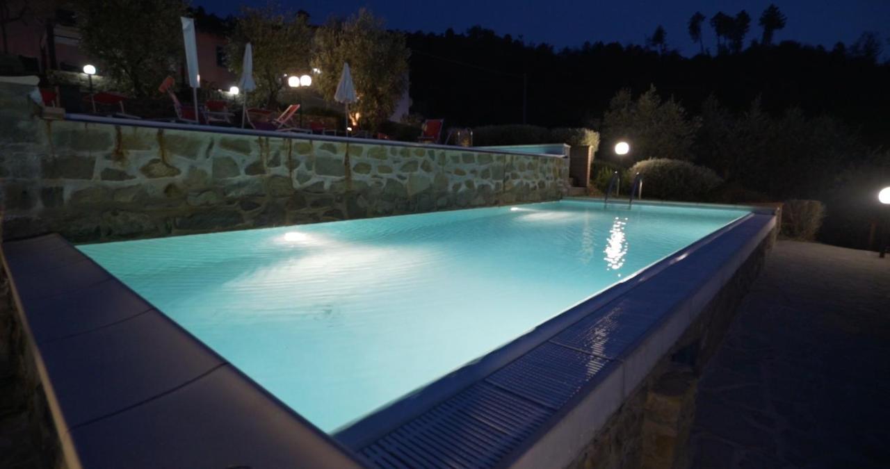 Luxury Villa In Tuscany - Casa Di Nonnas Pescia Buitenkant foto
